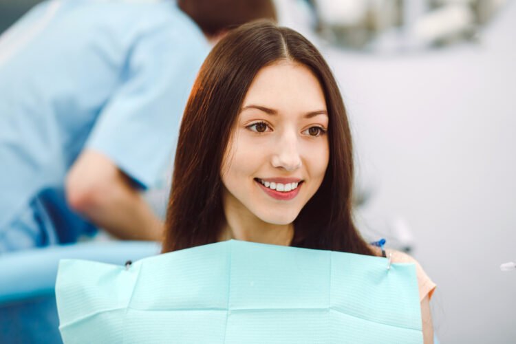 Smile with Confidence: How Dental Implants Can Boost Your Self-Esteem 1 smile with confidence with Dental Implants